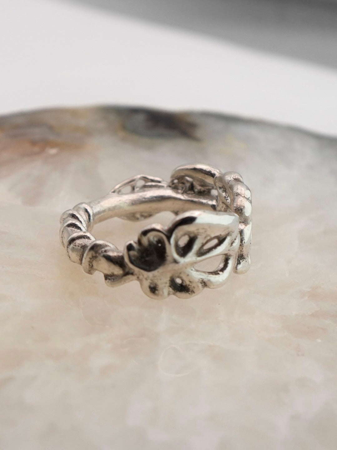 Leaf Vine Ring
