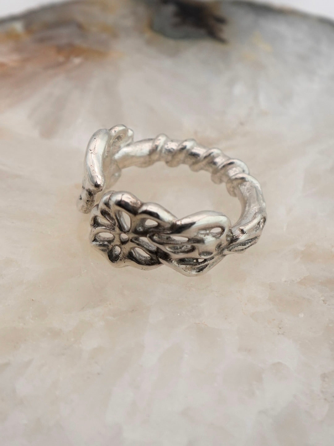 Leaf Vine Ring