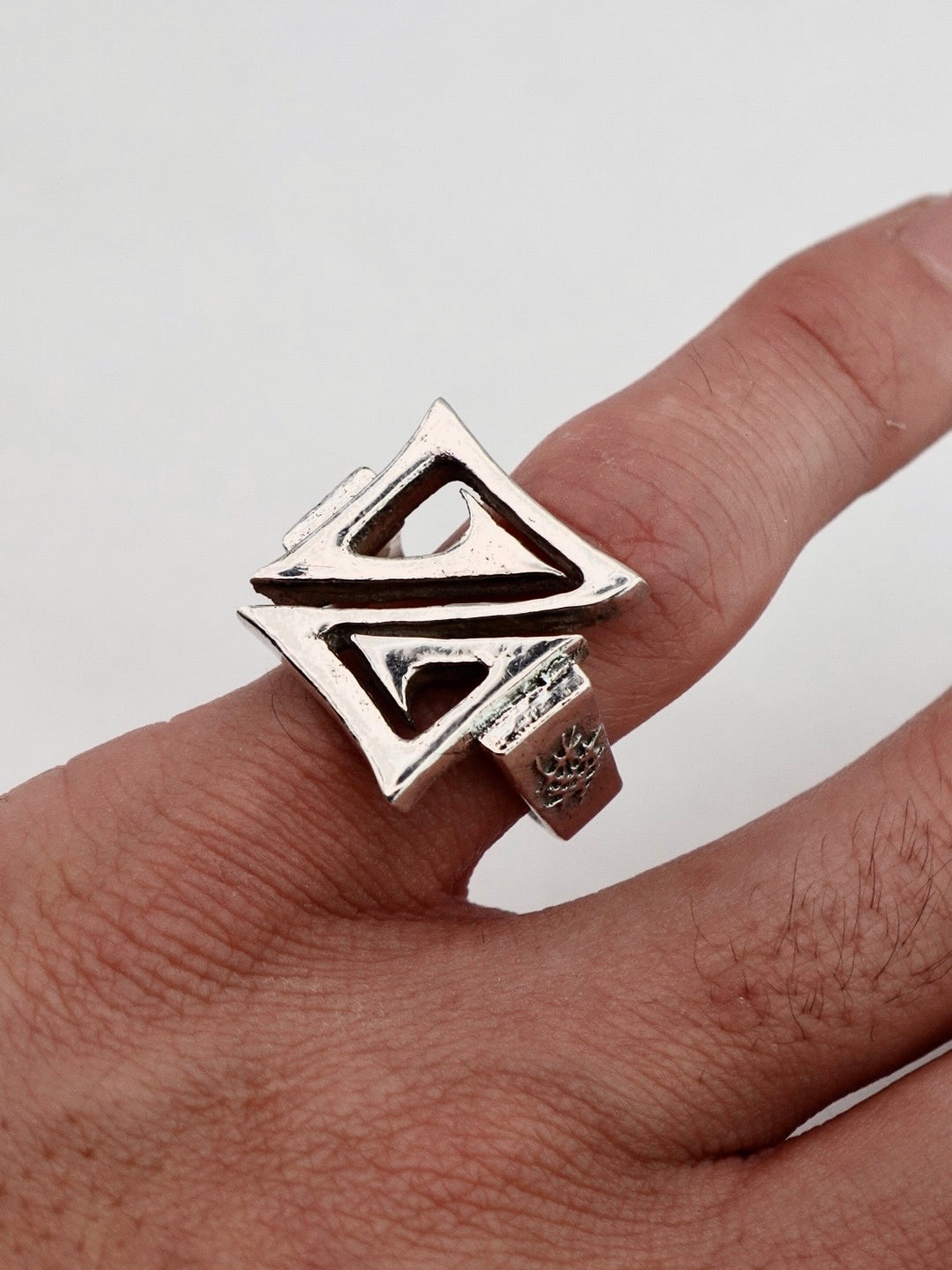 Z Frame Ring